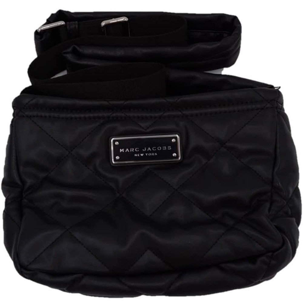 NWT BLACK MARC JACOB DIAMOND PATTERN QUILT LEATHER CROSSBODY- SUPER CUTE.